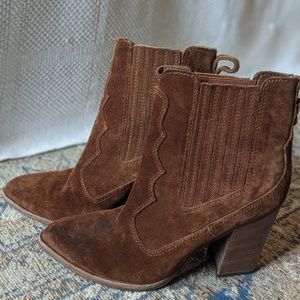 Cowboy bootie